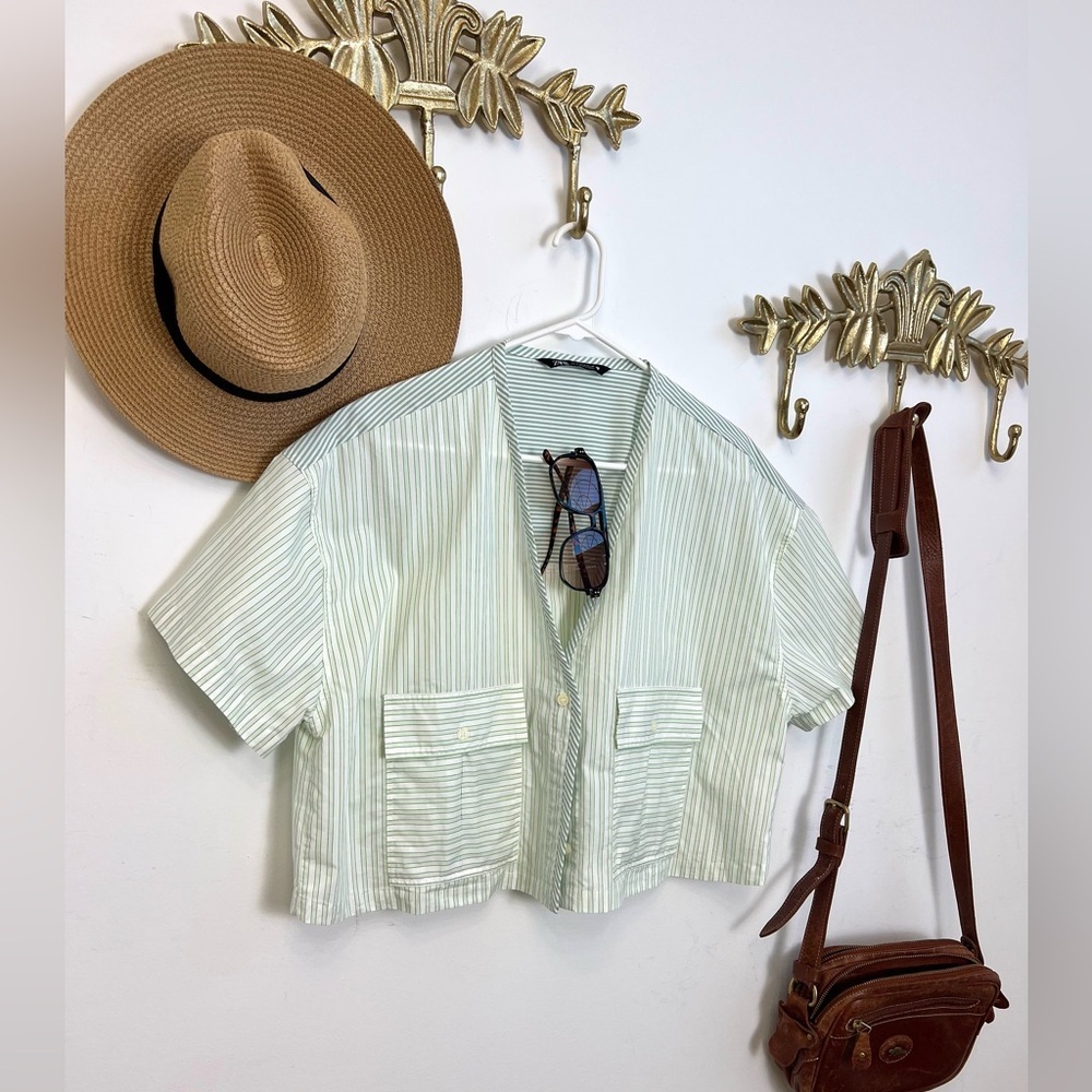 🆕Zara striped green cropped short sleeve cardigan M/L - Picture 3 of 4